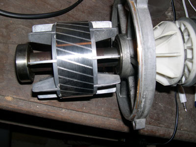 How can i determine if this is a 1 of 3 phase motor?